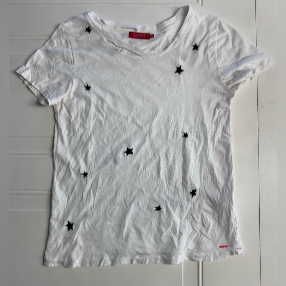 n: Philanthropy Women’s Sz M White Distressed Embroidered Stars T Shirt Cotton